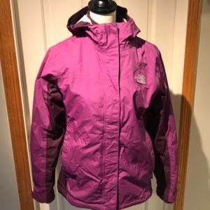 The north face women’s  Hyvent 2 in 1 Jacket sz m